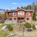 Maentyhovi By Interhome Sipsio